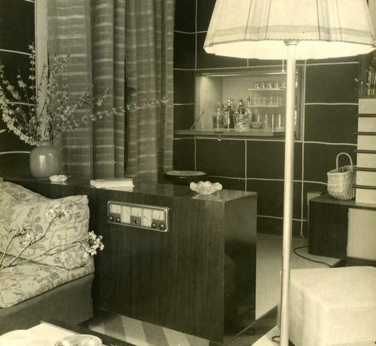 Mobile-Radio (anni 30) progetto di Livio Castiglioni e Luigi Caccia Dominioni