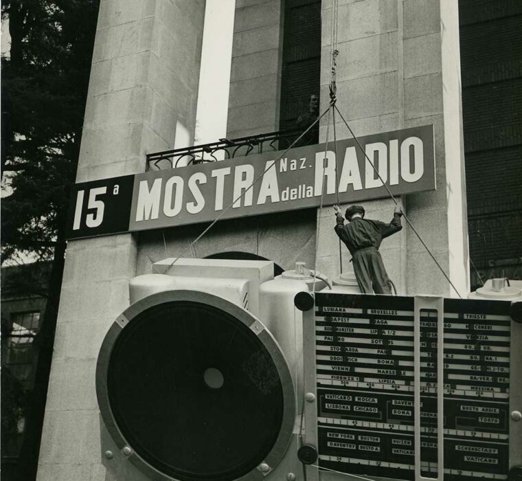 'Radiolona' per Mostra Radio (1948) a Palazzo dell'Arte (Triennale) di Milano Achille e Pier Giacomo Castiglioni