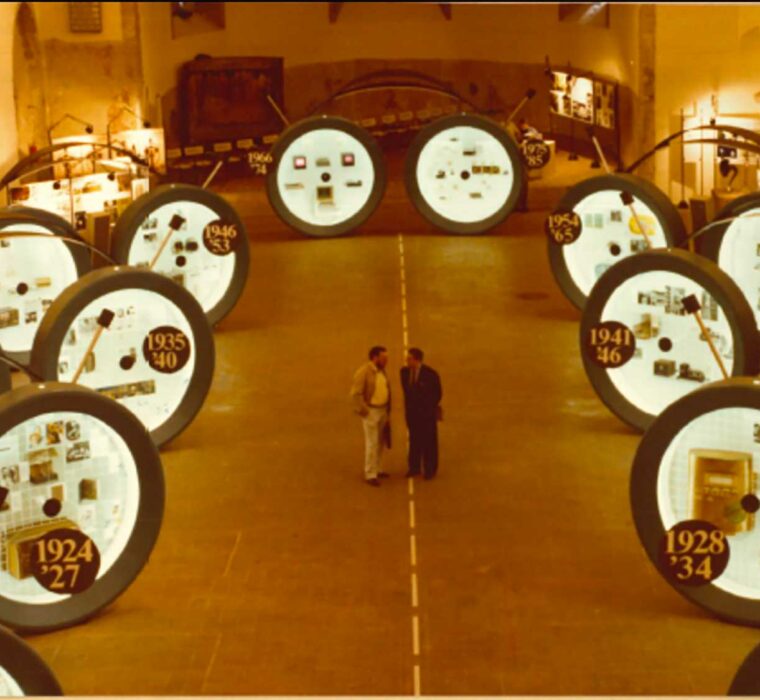 Mostra itinerante '60 anni di Radio' (1984-1985) Achille Castiglioni e Gianfranco Cavaglià