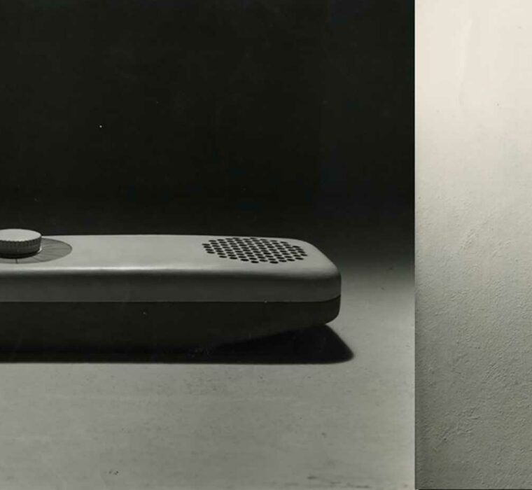 Prototipo in gesso di apparecchio radio a 5 valvole (1958) progetto di Achille e Pier Giacomo Castiglioni